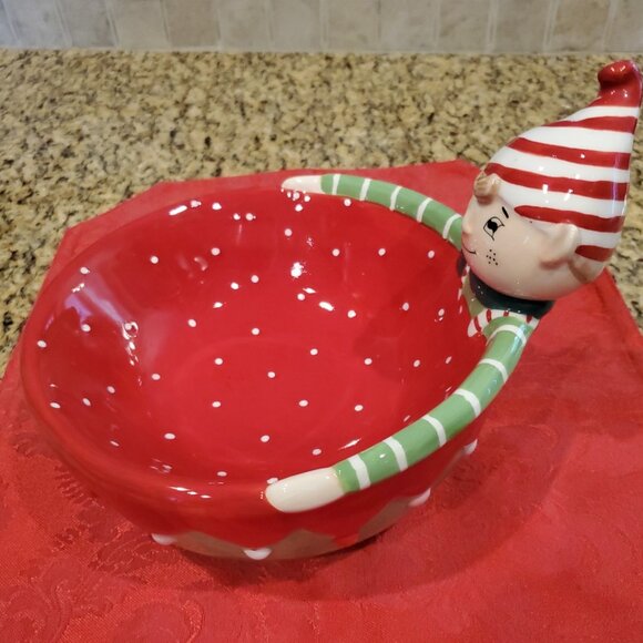 Adorable Red Green & White Christmas Elf Ceramic Serving Bowl/Candy Dish - Picture 4 of 6